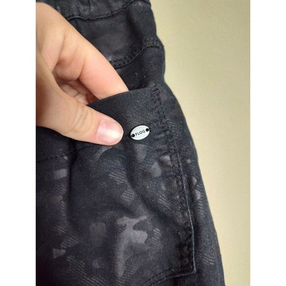 Bevy Flog Shely Jogger Pants Womens Size 30 Blue Camouflage Drawstring - Picture 3 of 10
